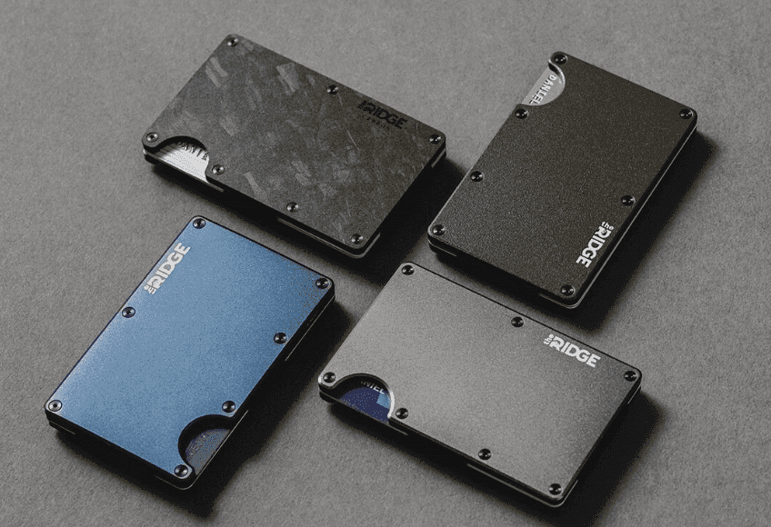 Does ridge wallet damage cards or scratch cards?