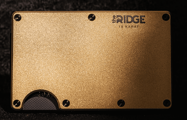 Does ridge wallet damage cards or scratch cards?
